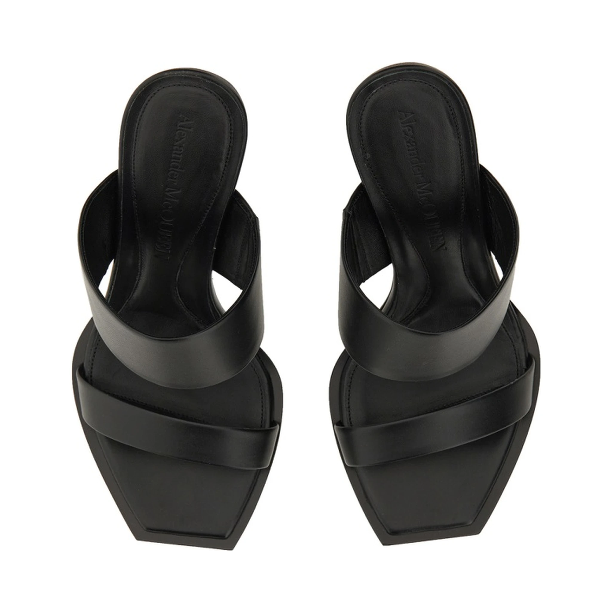LEATHER SANDAL