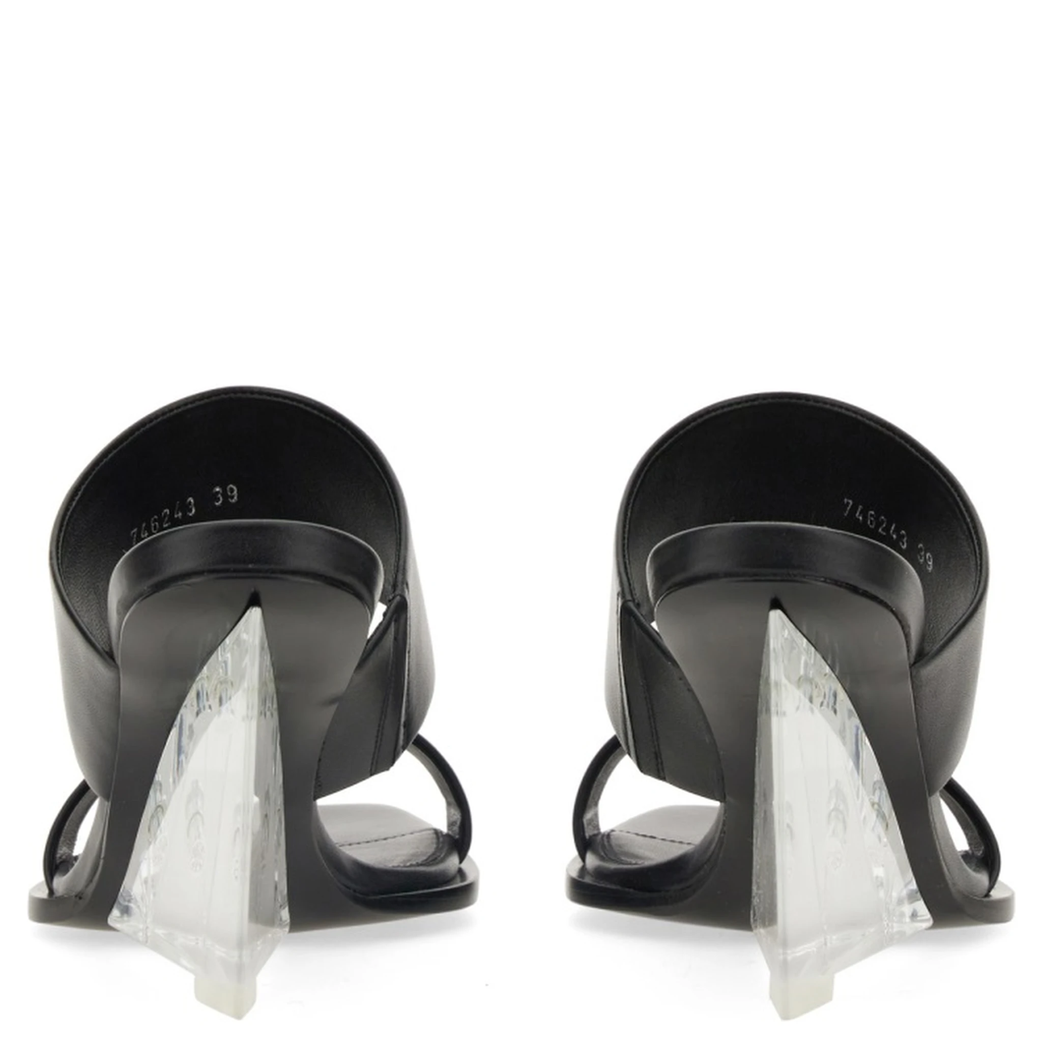 LEATHER SANDAL
