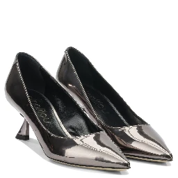 Heeled shoes