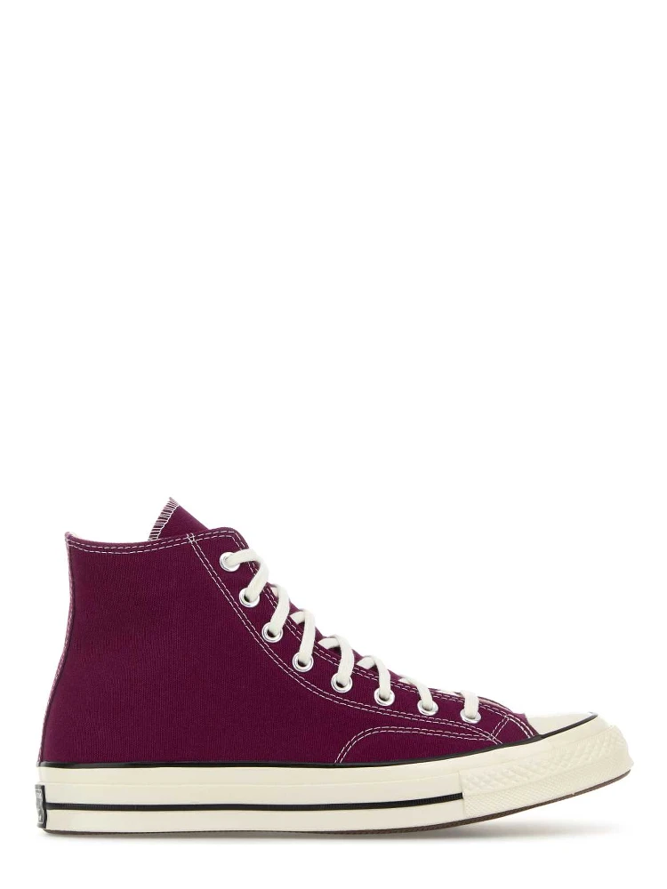 CHUCK 70