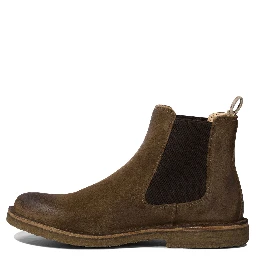 Chelsea ankle boots in leather