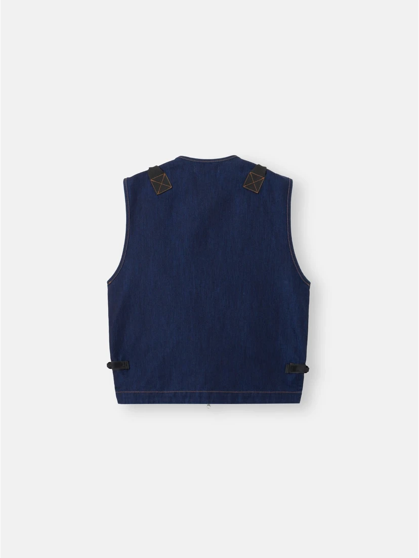 Utility sleeveless jacket