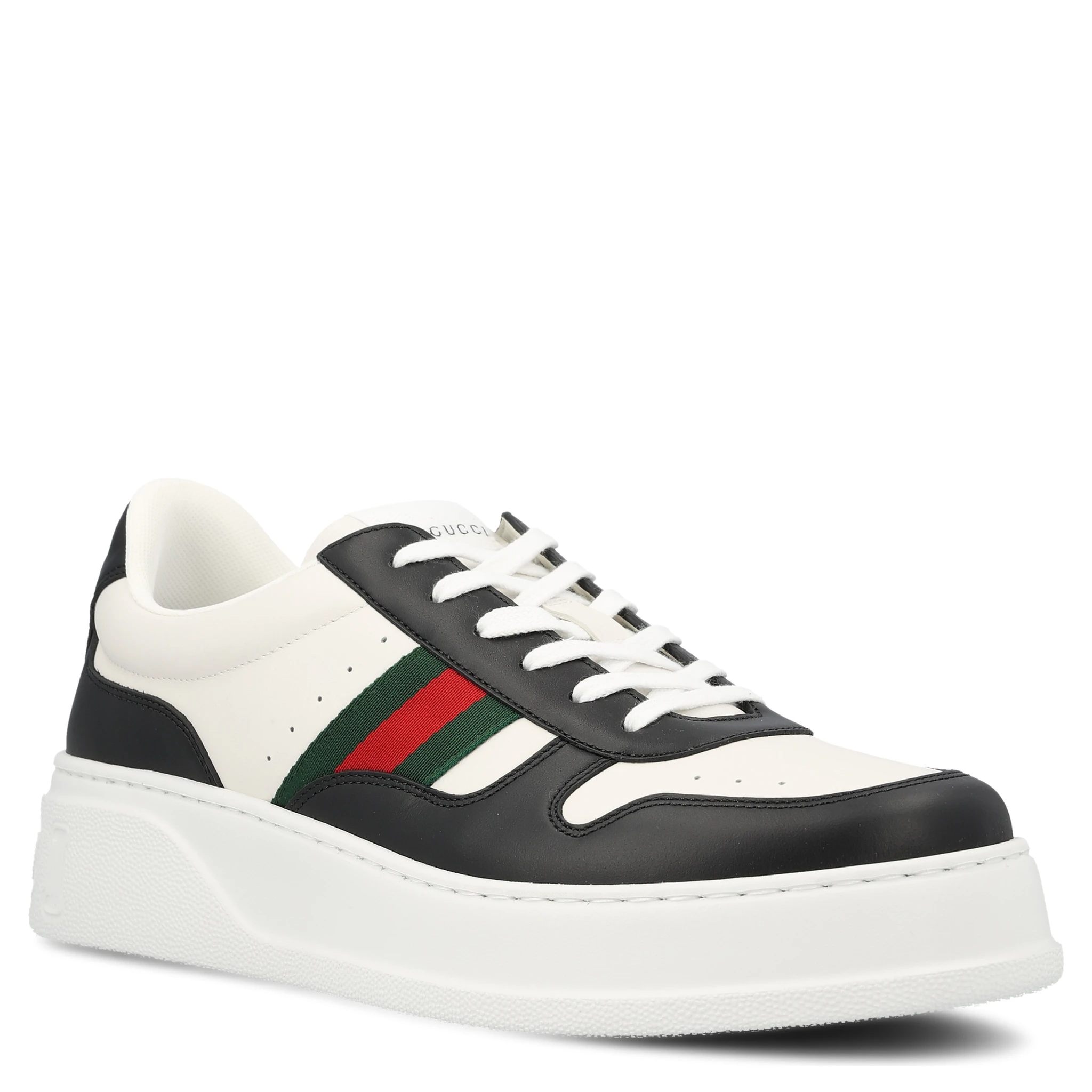 Chunky sneakers