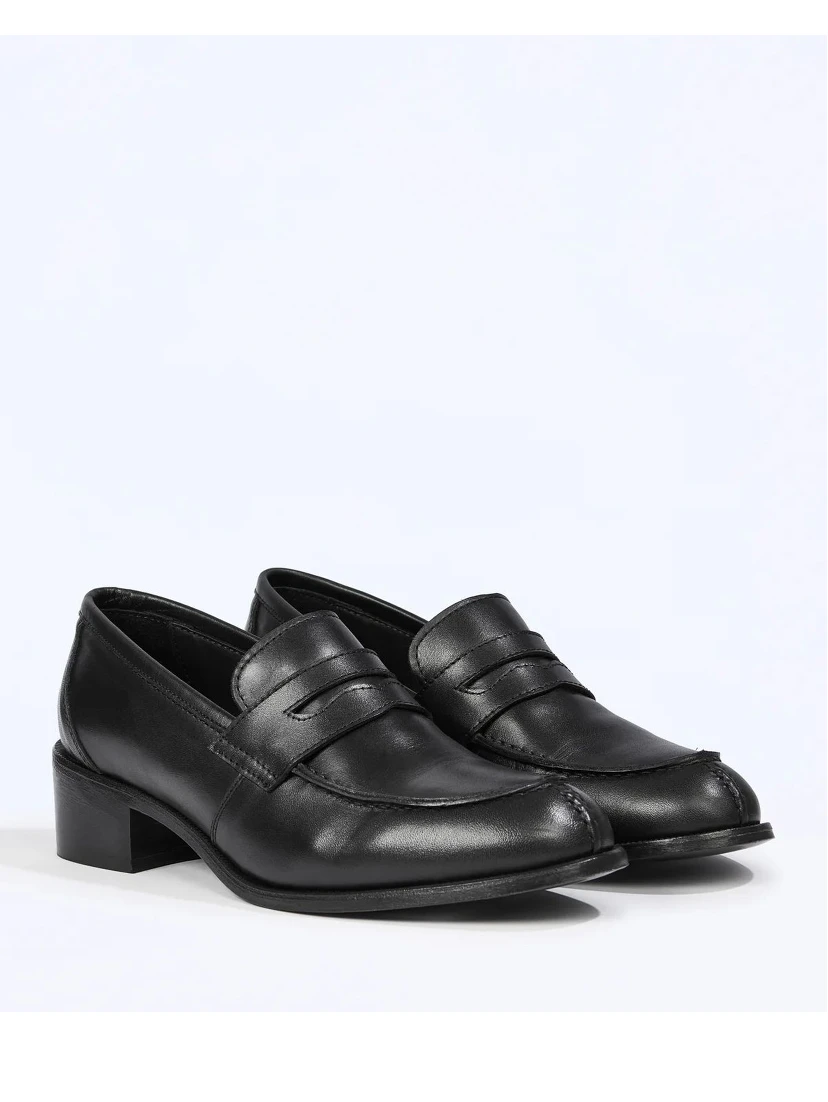 LIVIANA CONTI NICOLE shoes