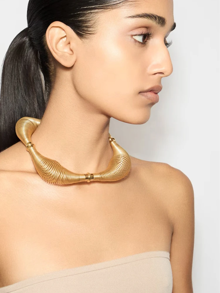 ALAÏA necklace alternative