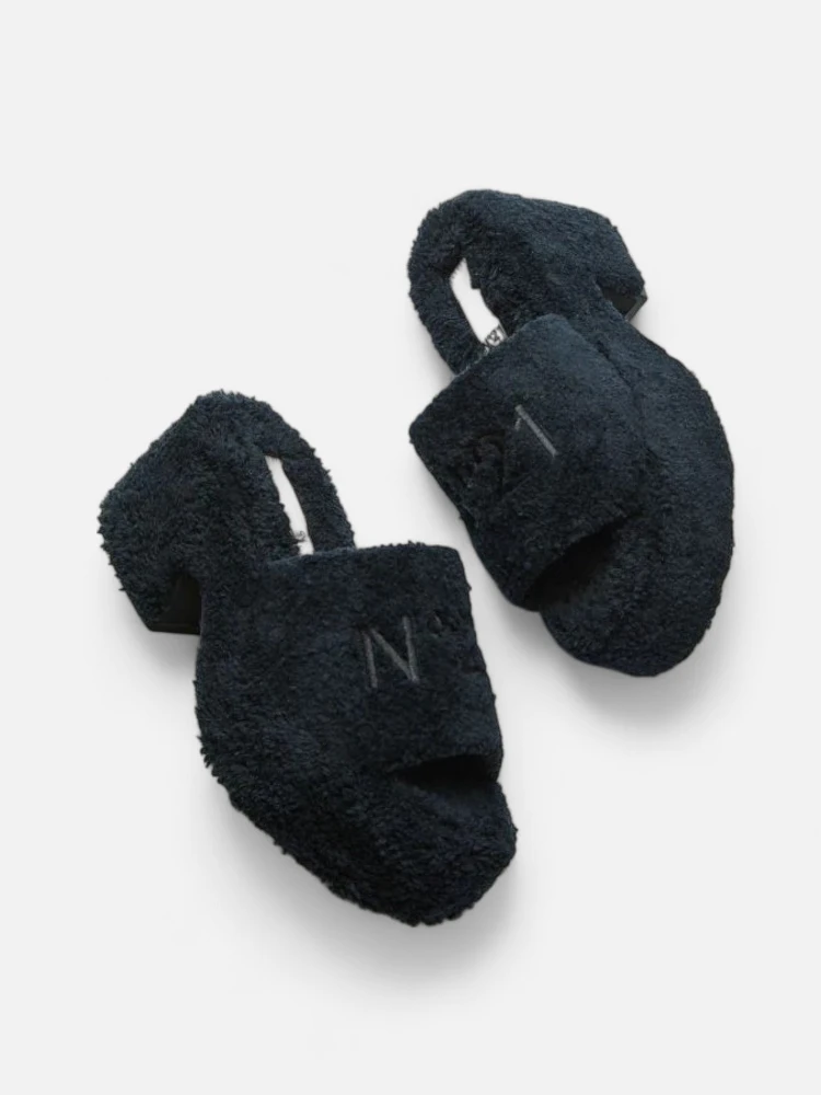 N°21 slippers alternative