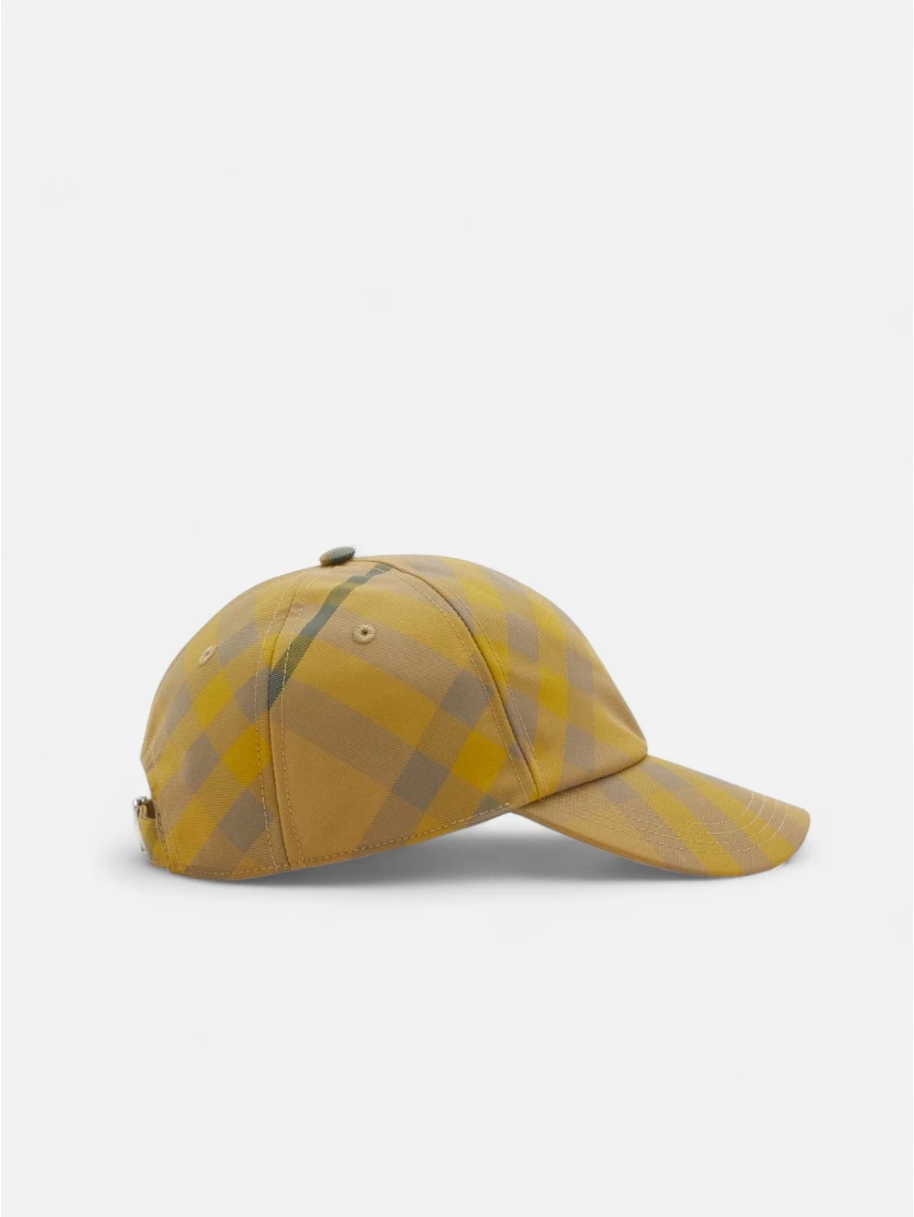 BURBERRY cap