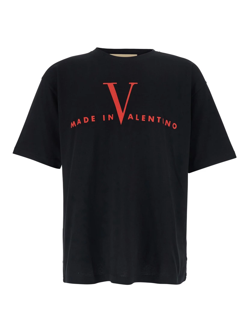 Black Crew Neck T-Shirt with Logo Print on the Front and Dropped Shoulders in Cotton Man
