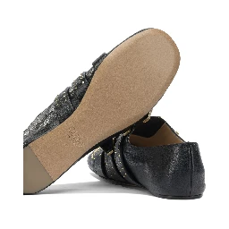 "Susanna" slip on