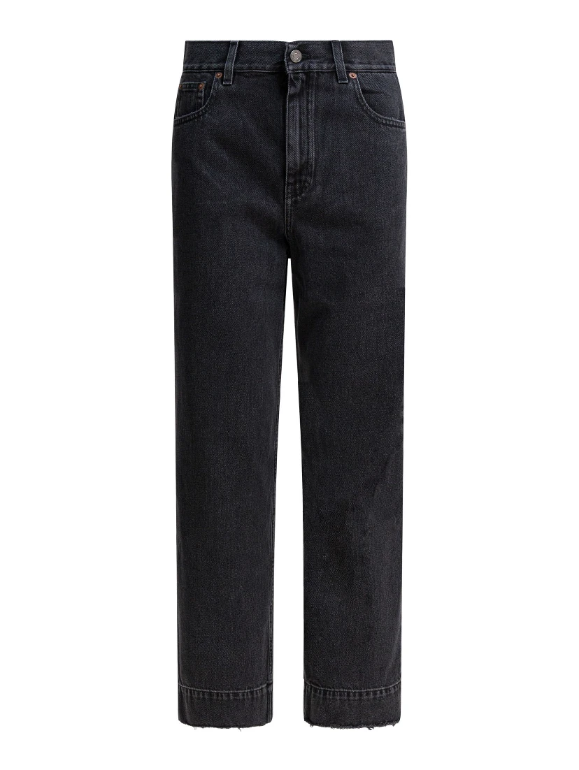 High-waisted jeans