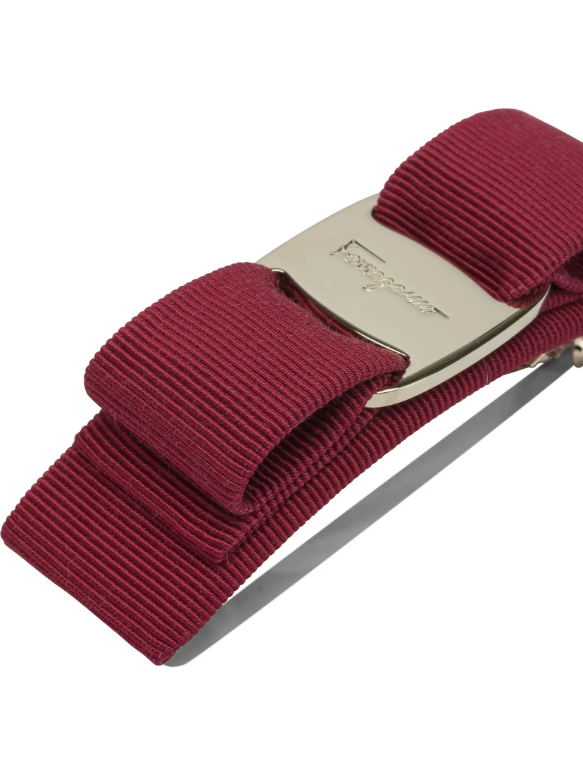 "Vara" hair clips