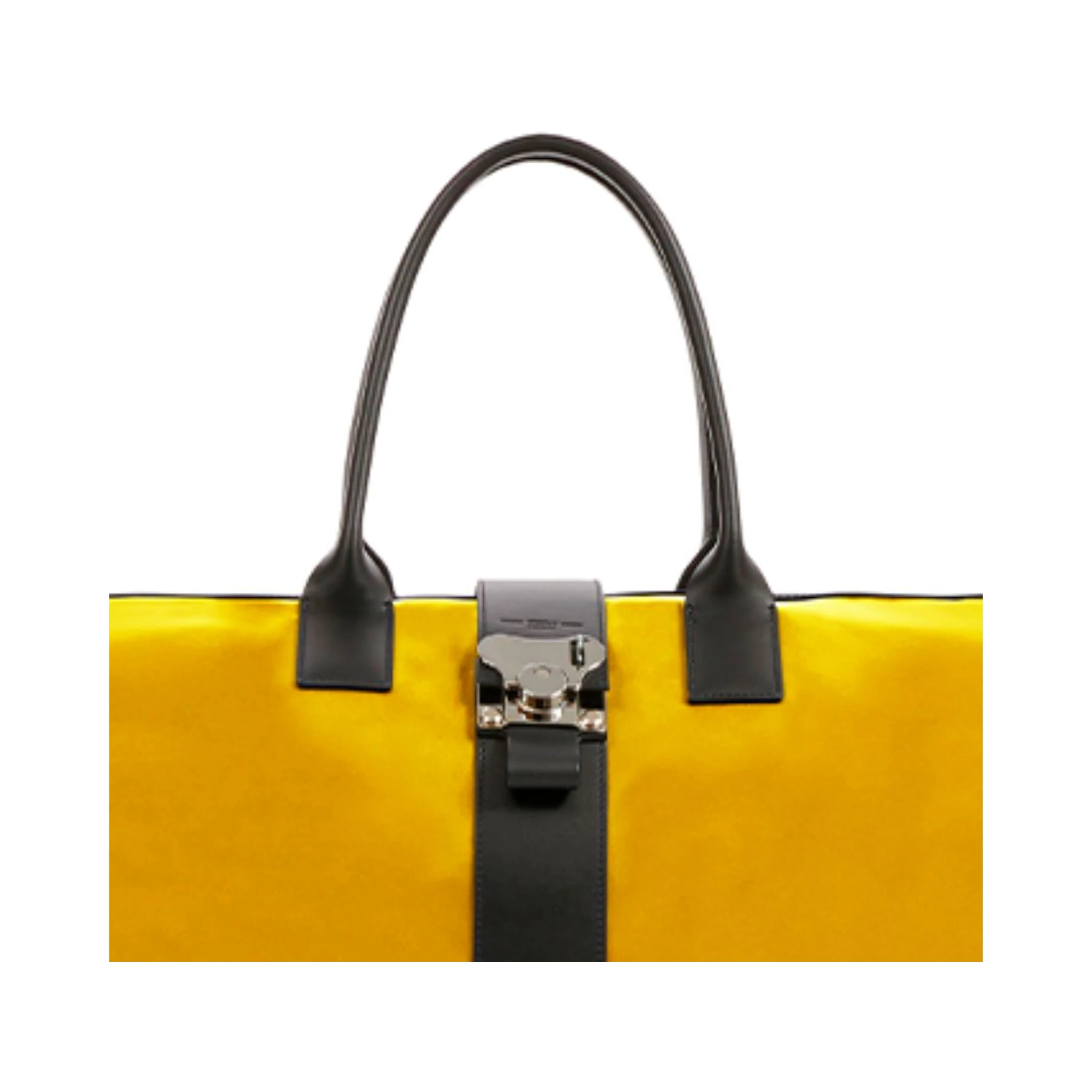 BUTTERFLY DUFFLE
