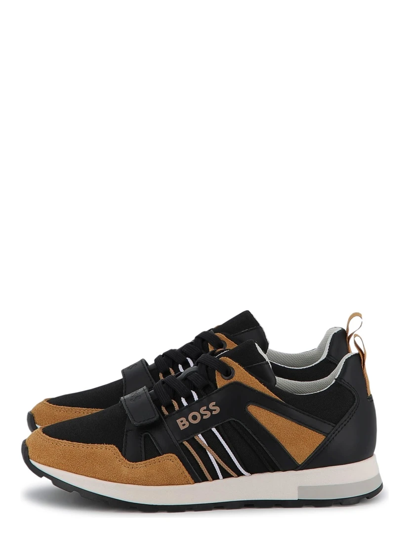 SNEAKER