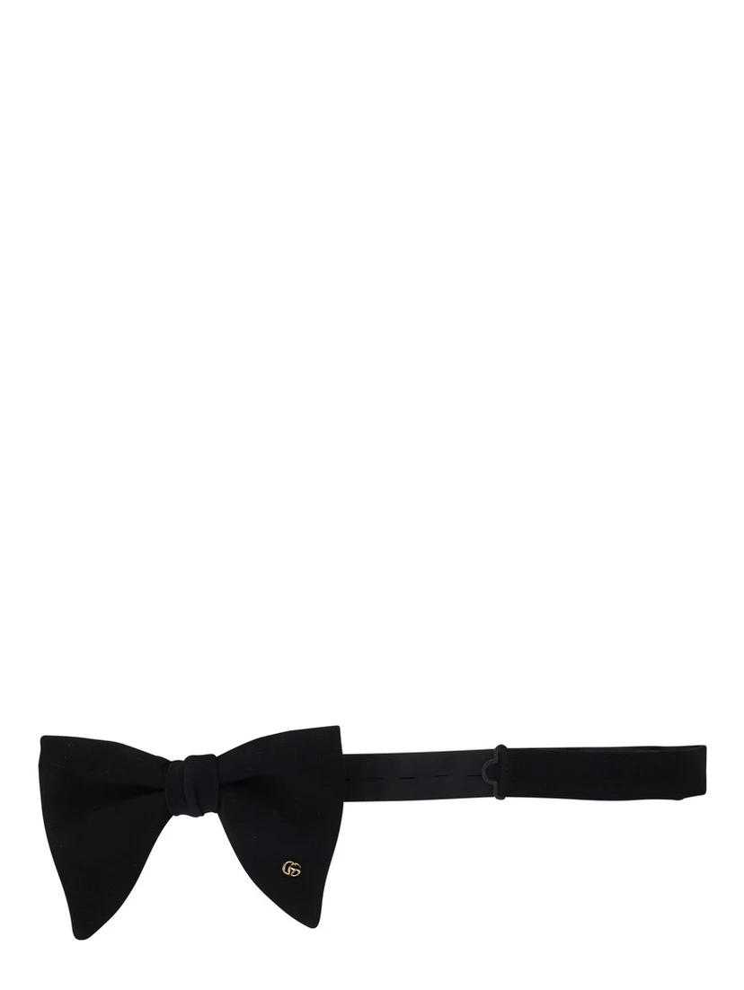 Black Bowtie with GG Plaque on the Front in Silk Man