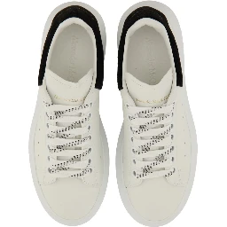 OVERSIZED SNEAKER