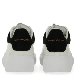 OVERSIZED SNEAKER