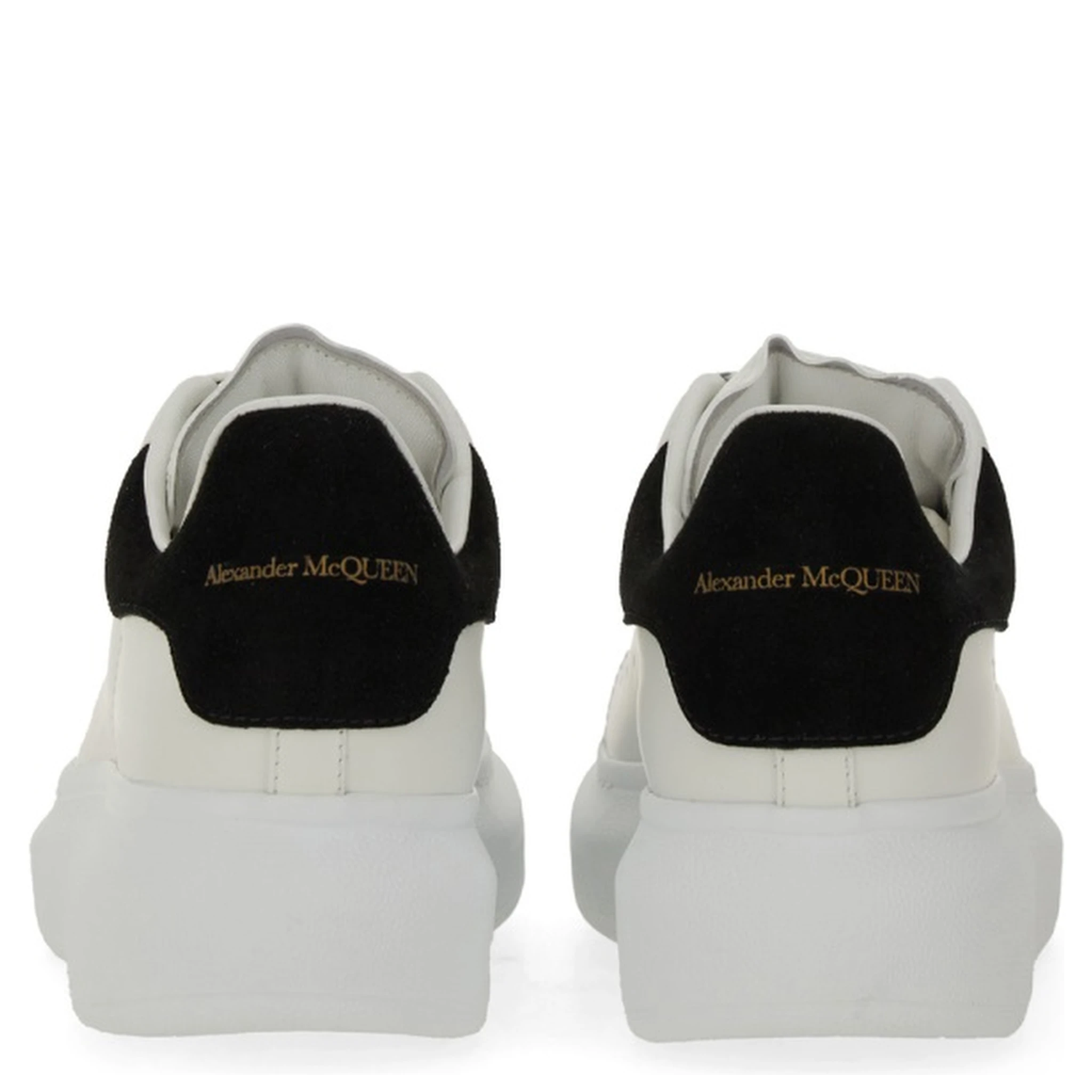 OVERSIZED SNEAKER