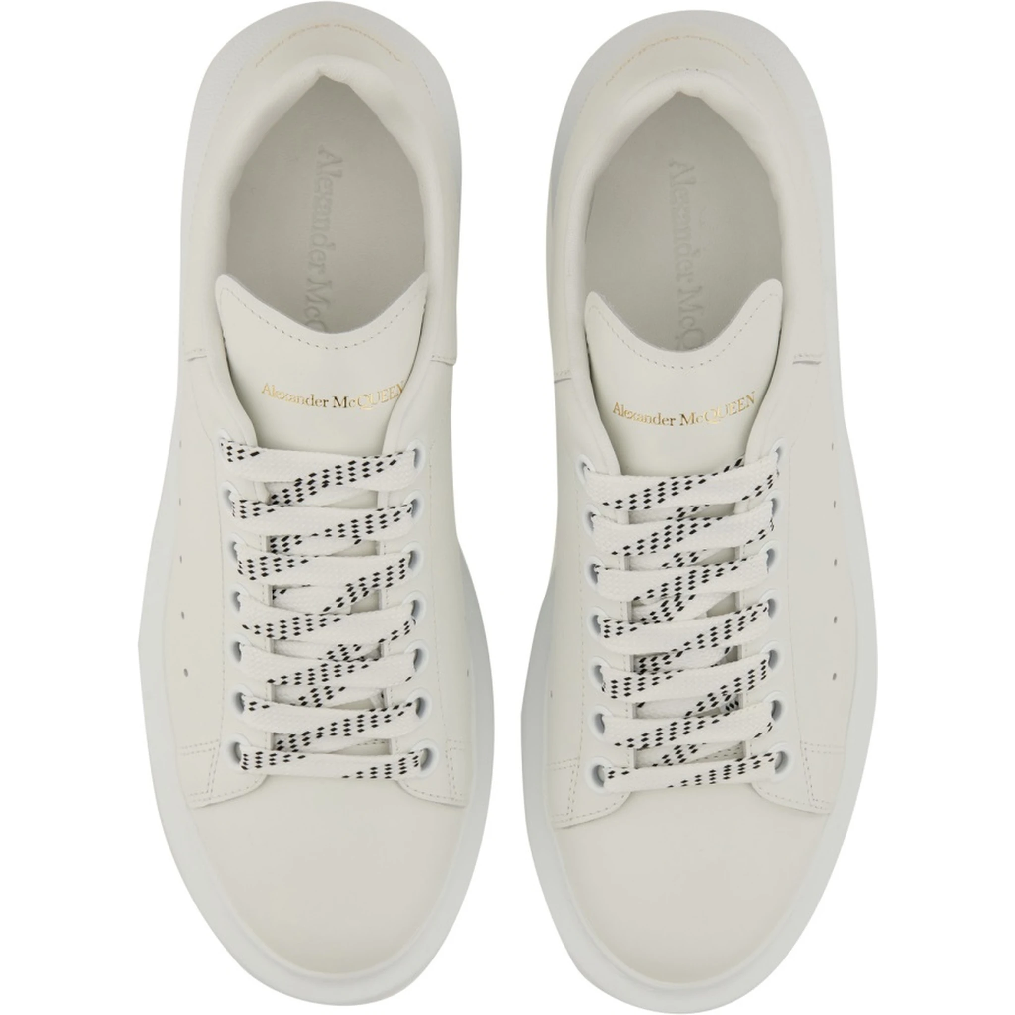 OVERSIZED SNEAKER