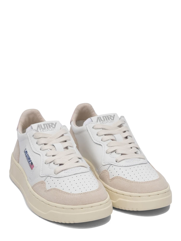 "Medalist Low Crystal" sneakers alternative