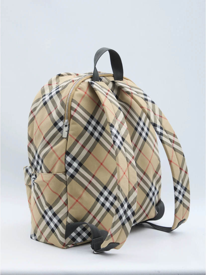 Check backpack