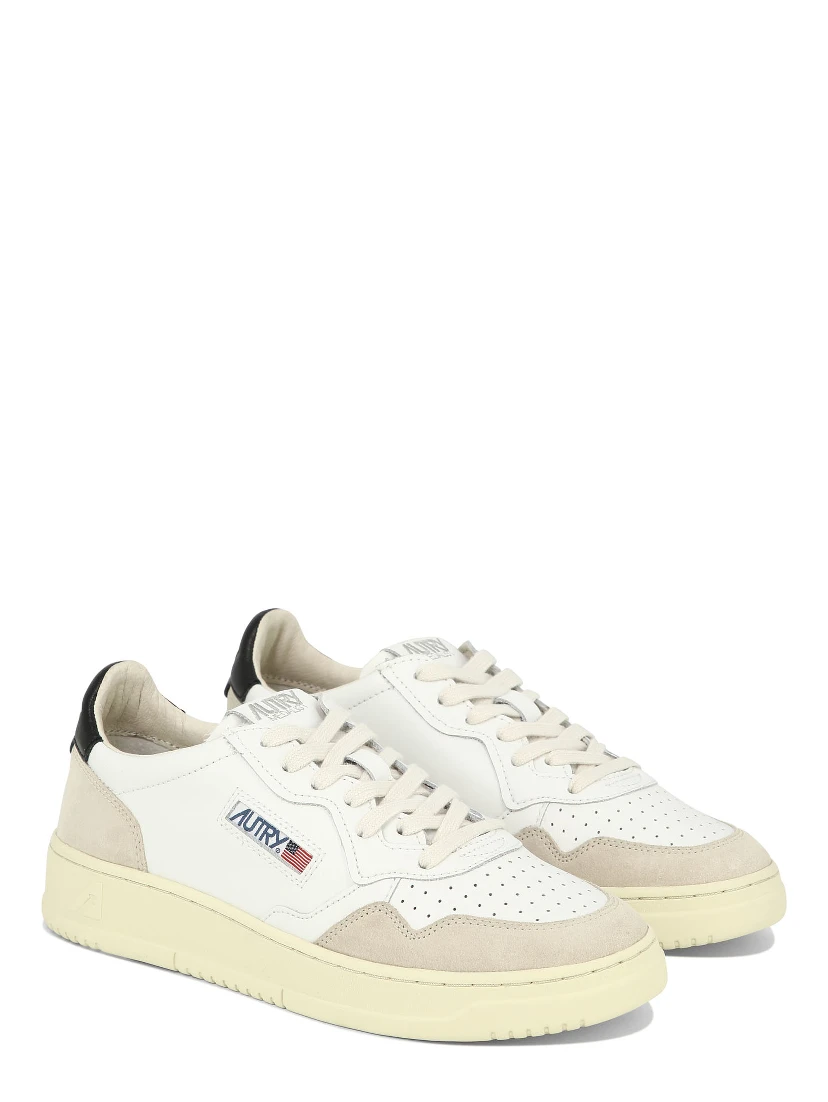 "Medalist Low" sneakers