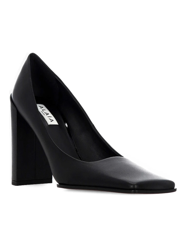 Alaia Flat shoes Black alternative