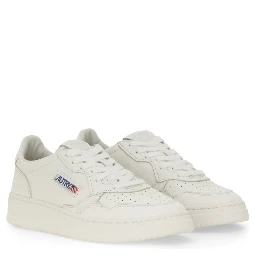 "MEDALIST LOW" SNEAKER