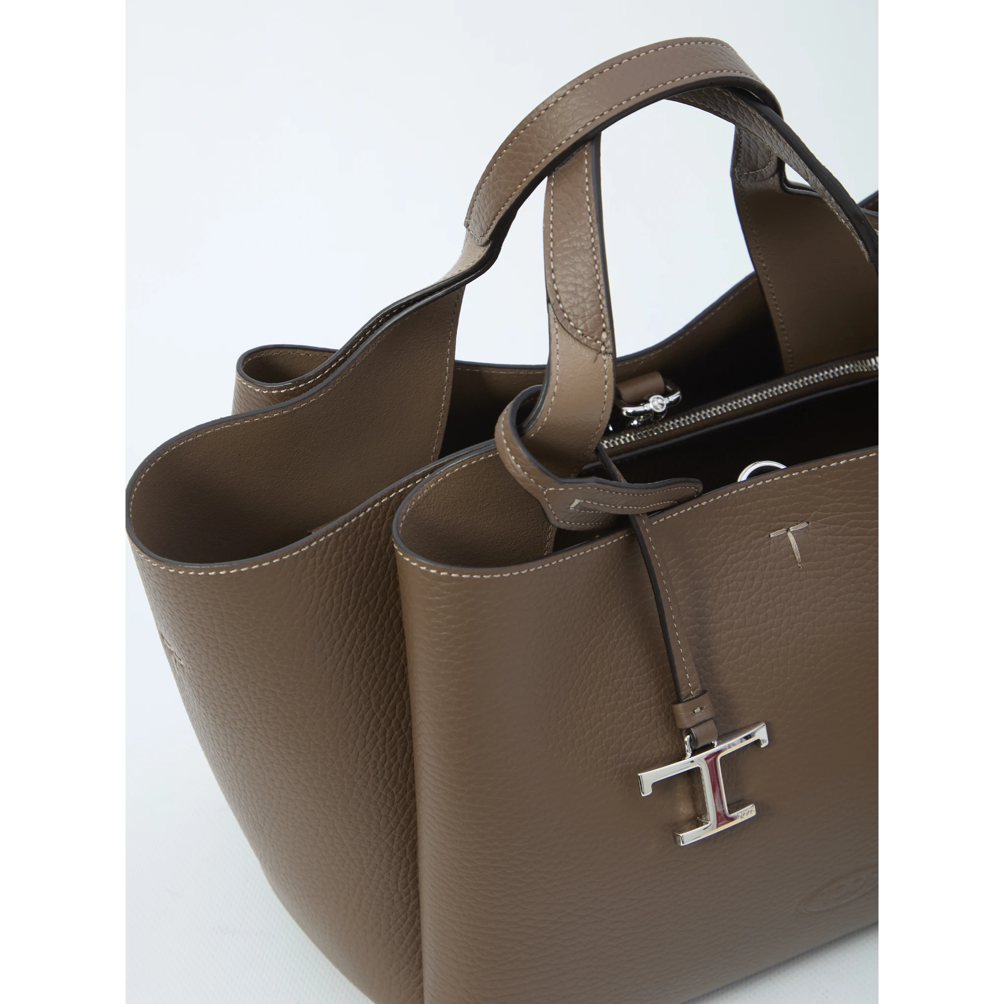 T Timeless leather bag small