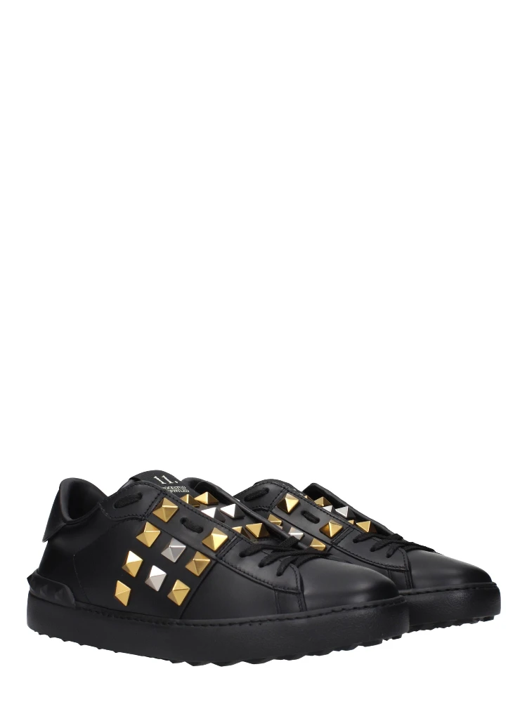 Black Leather Sneakers alternative
