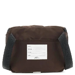 أكياس APC.. بنية اللون