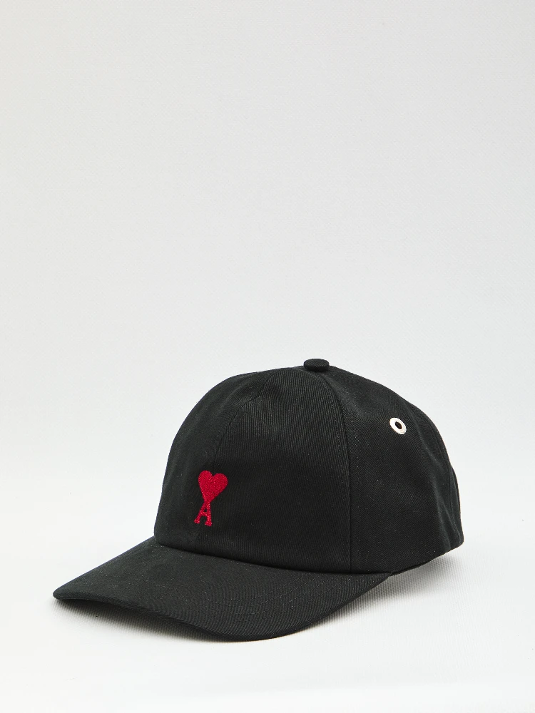 Ami de Coeur cap