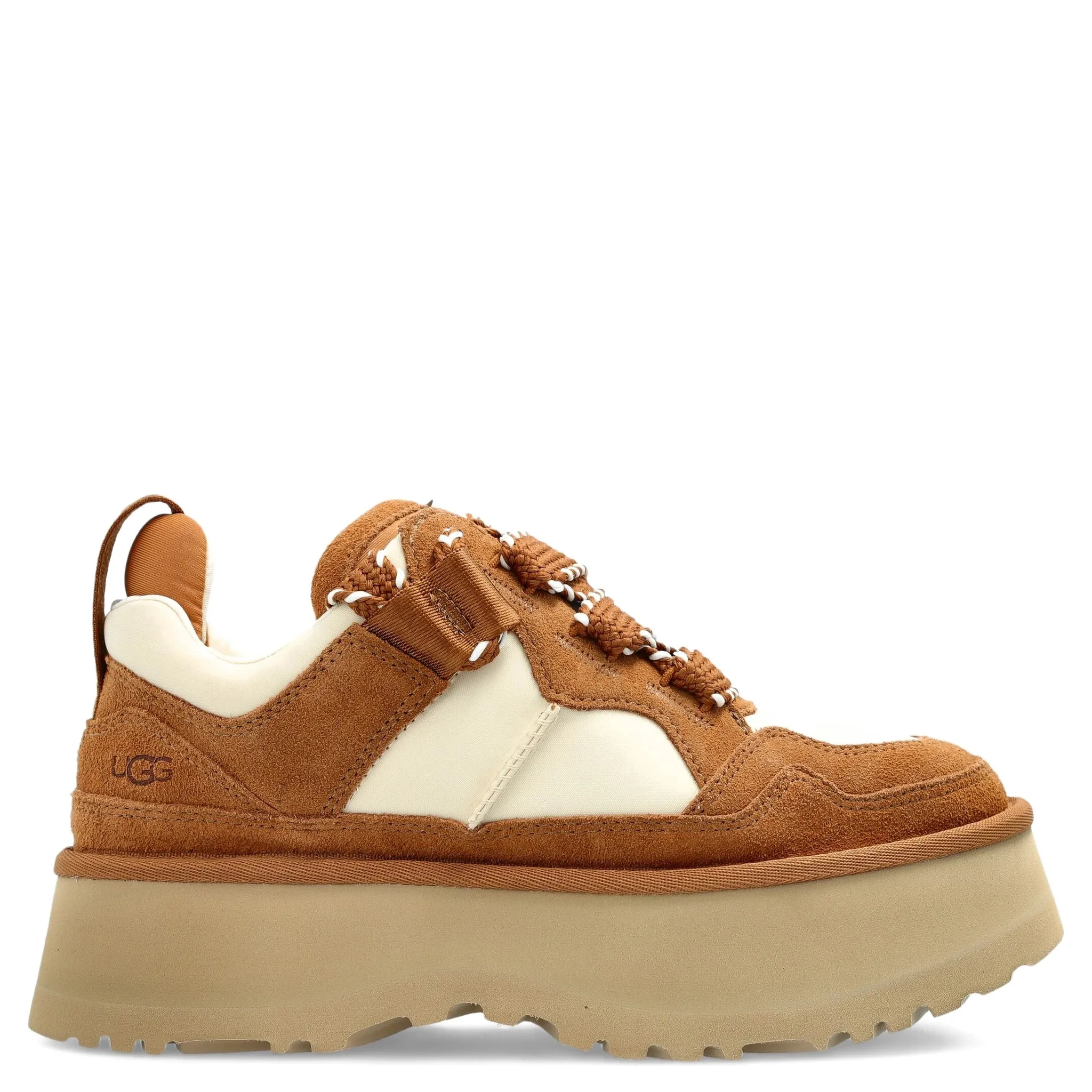 حذاء رياضي بني من UGG