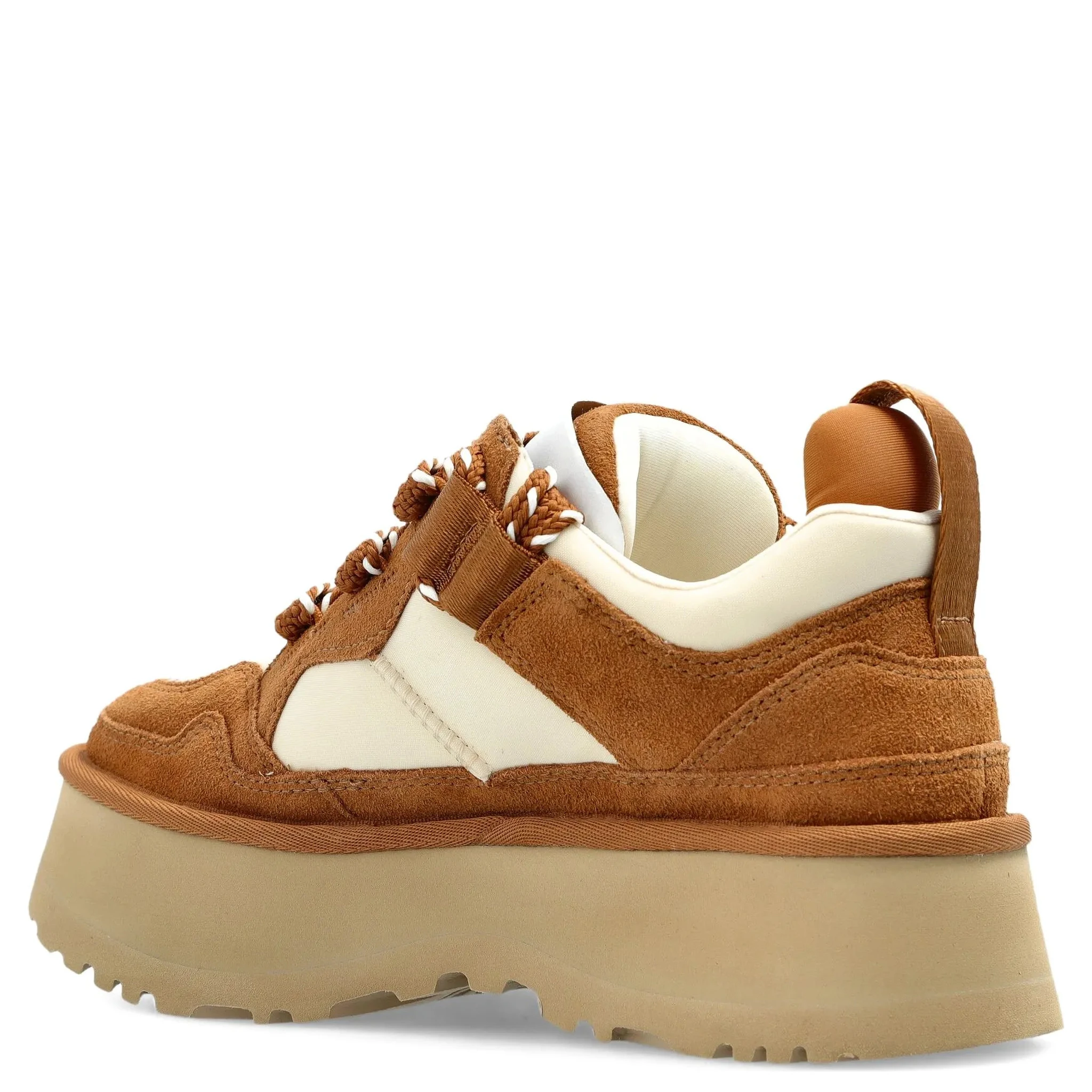 حذاء رياضي بني من UGG
