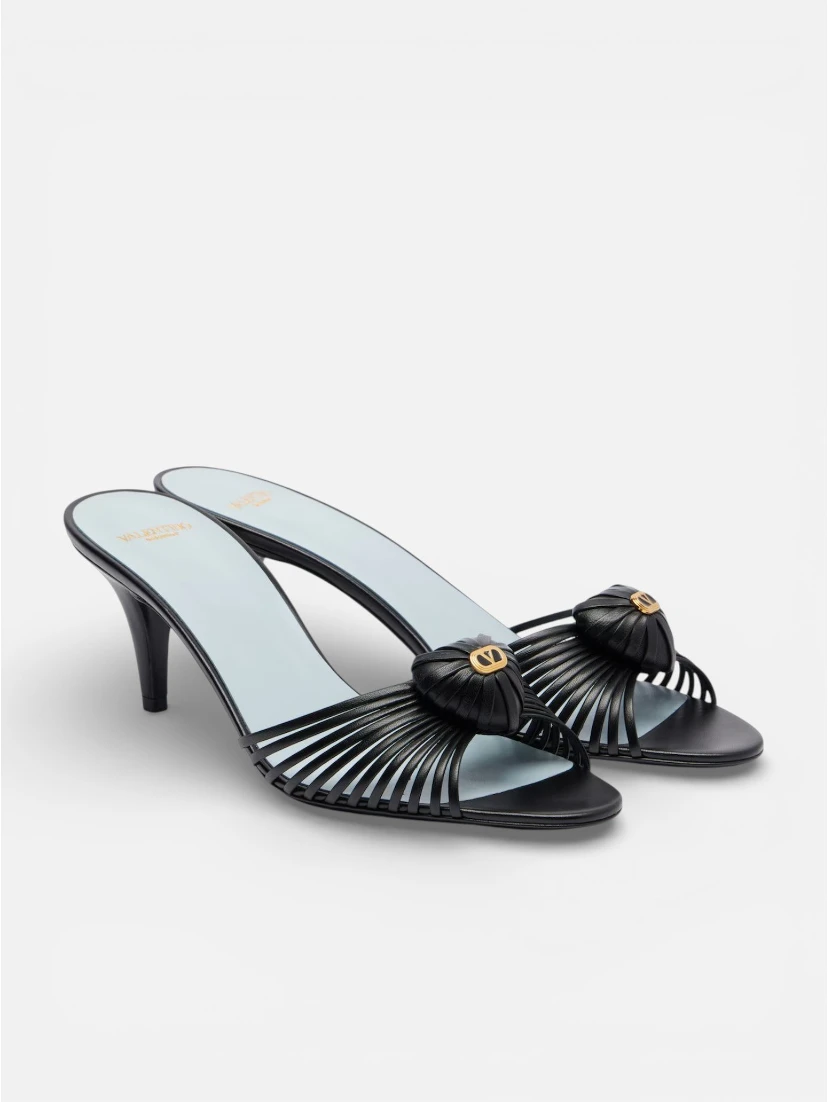 VALENTINO GARAVANI slippers