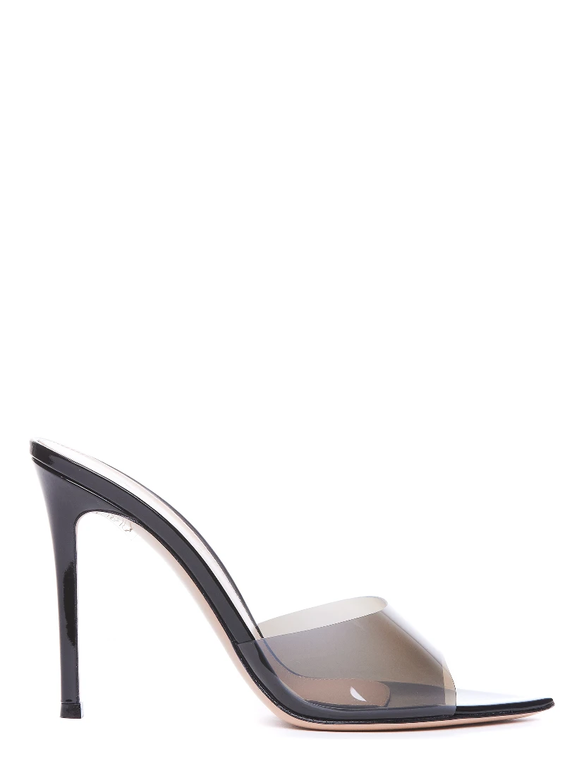 Gianvito Rossi With Heel Black
