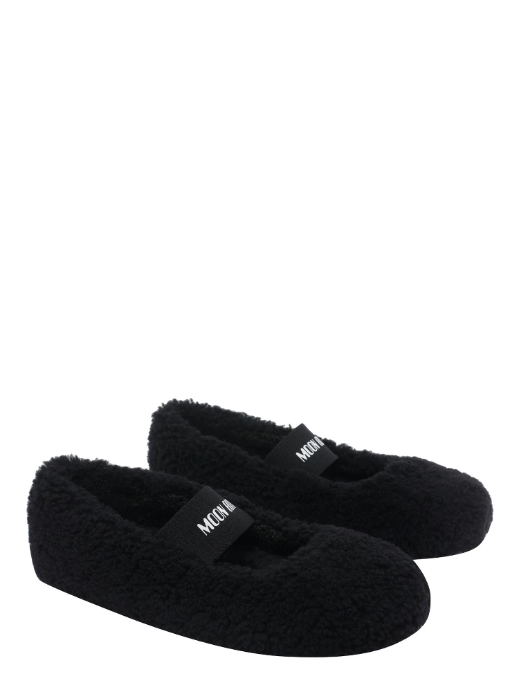 Moon Boot Flat shoes Black alternative