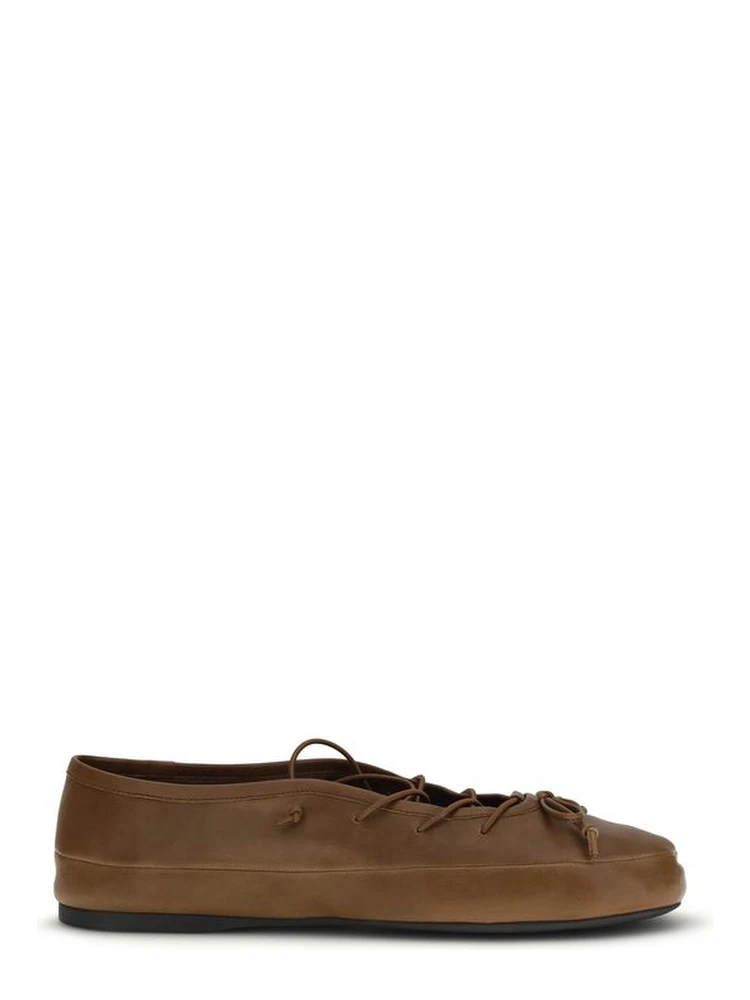 Brown Lamb Ovis Aries Aries Ballet Flats