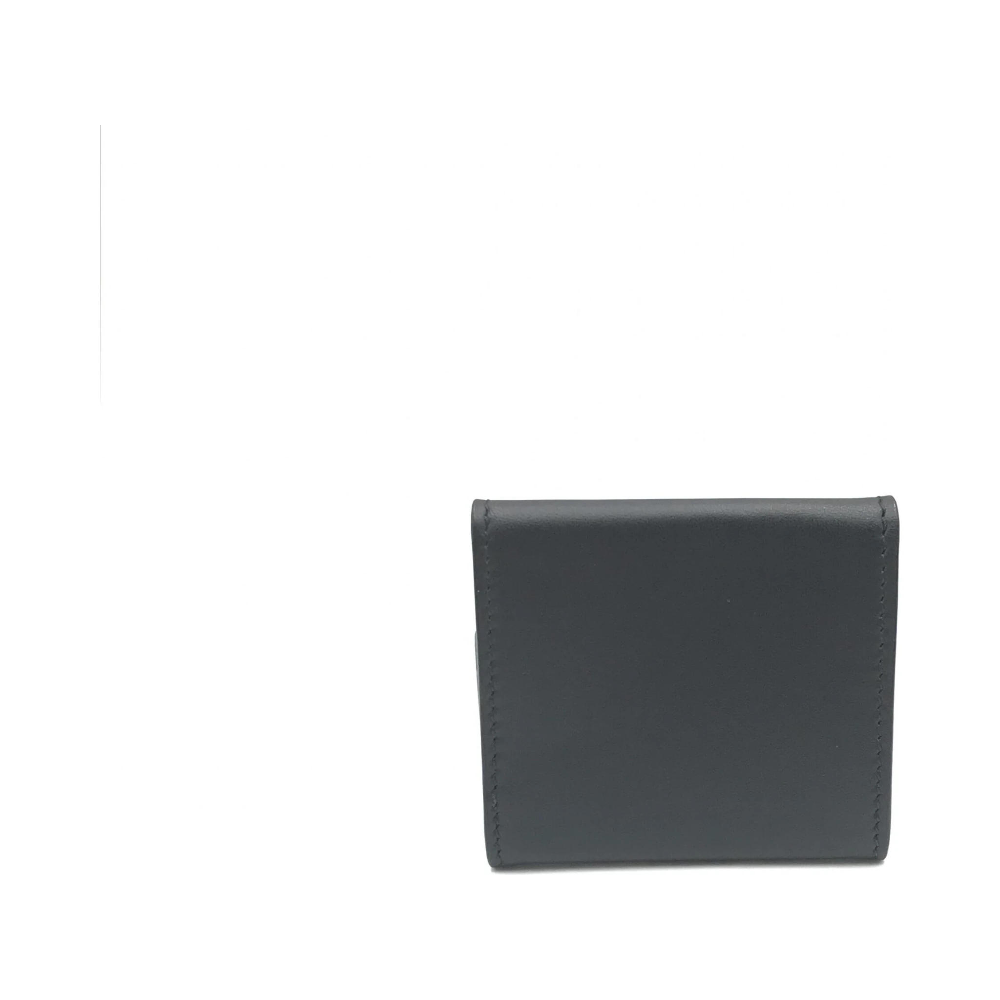 Compact Leather Wallet With Sleek Design
