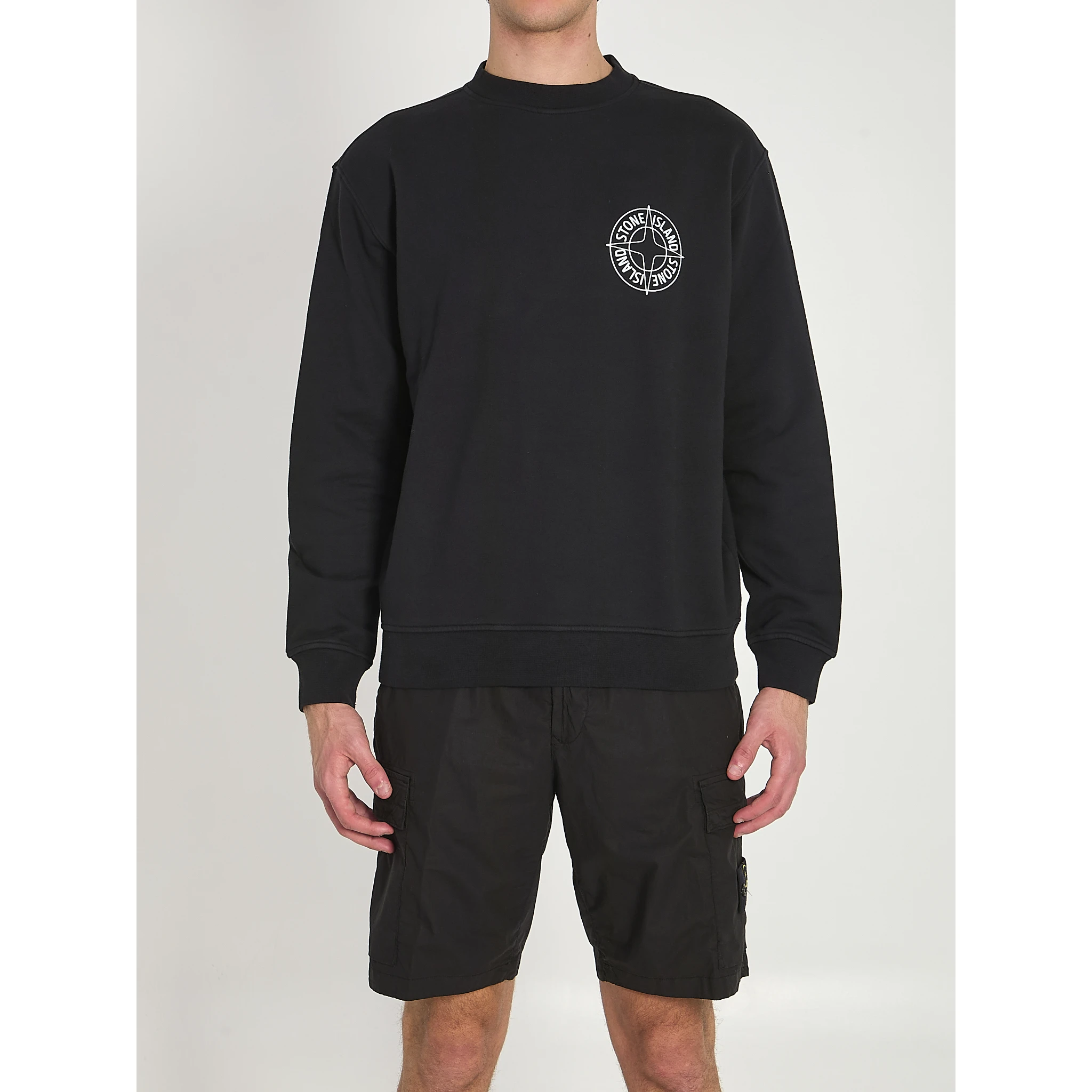 Crew neck sweater