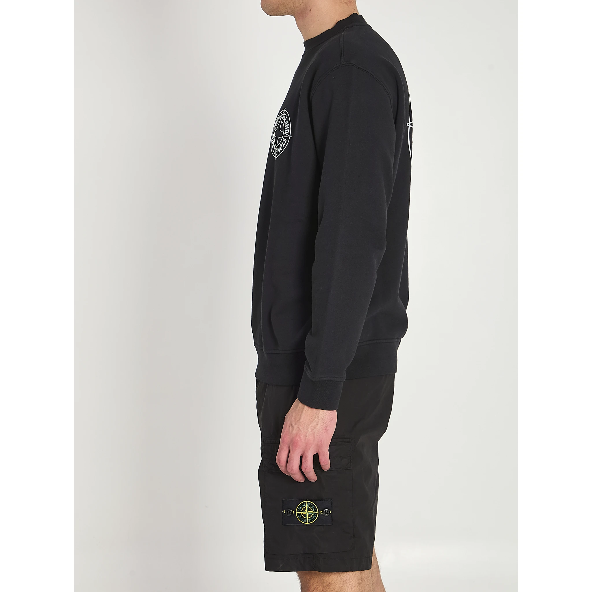 Crew neck sweater