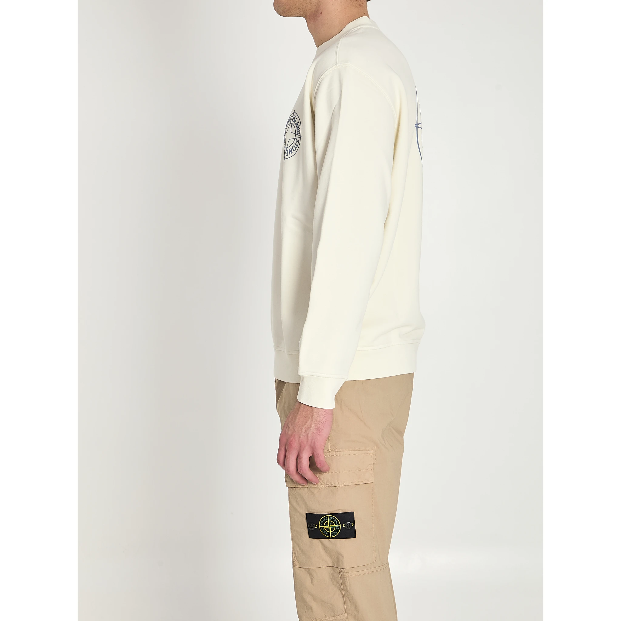 Crew neck sweater