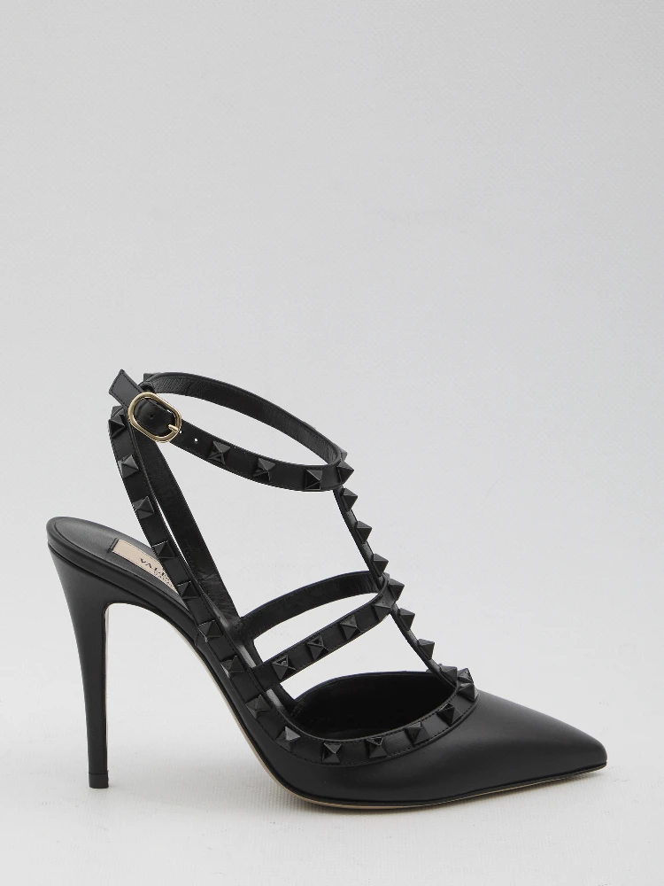 Rockstud pumps