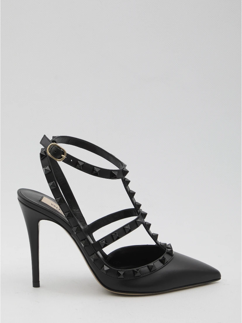 Rockstud pumps