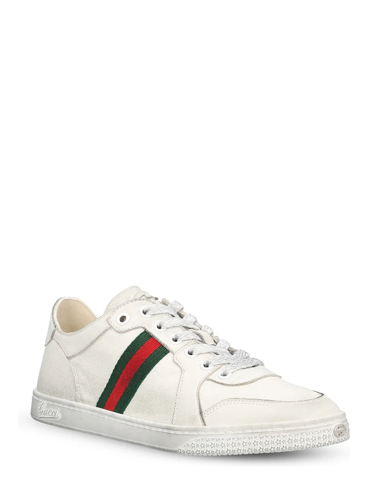 Stretch low-top trainer alternative