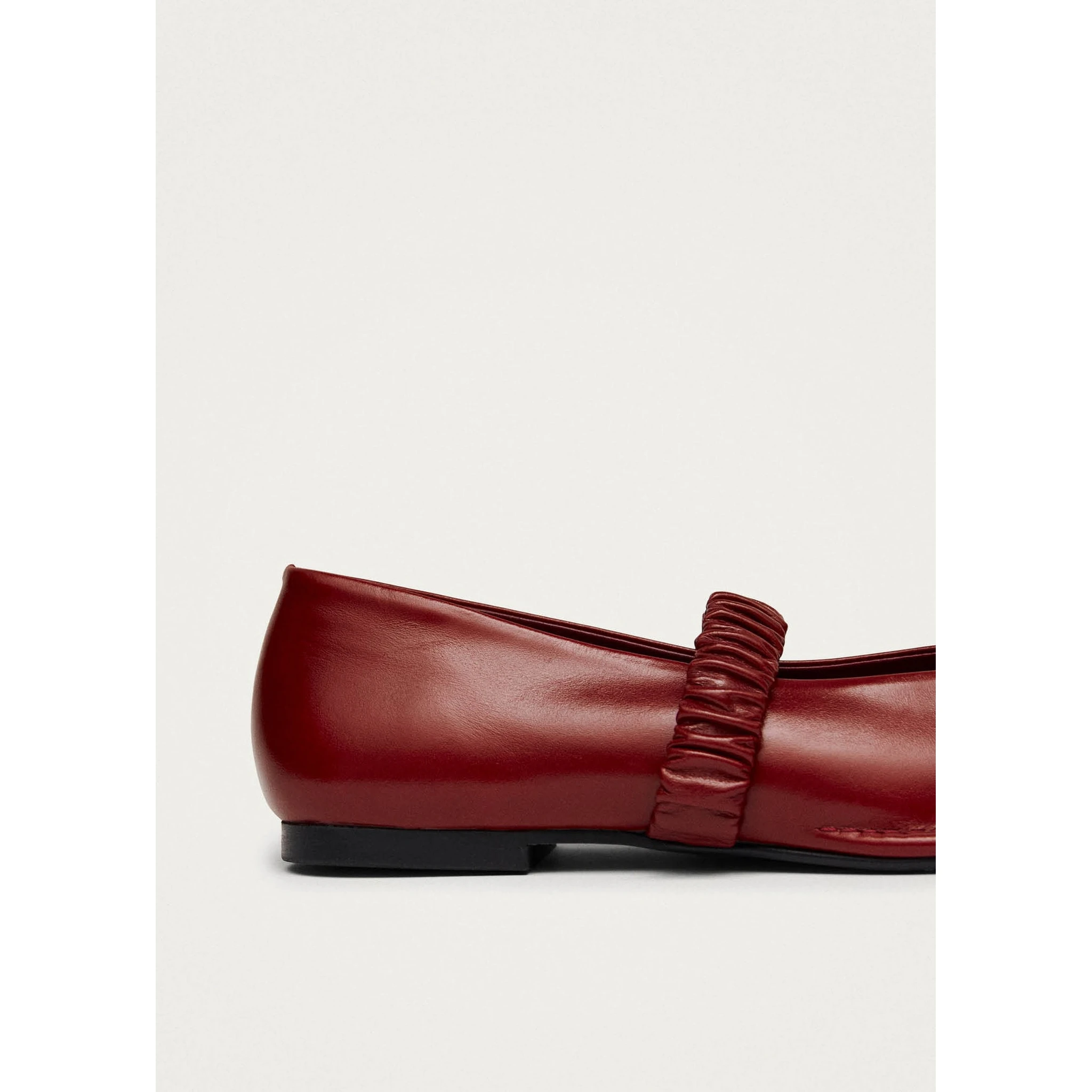 ALOHAS Flat shoes Red