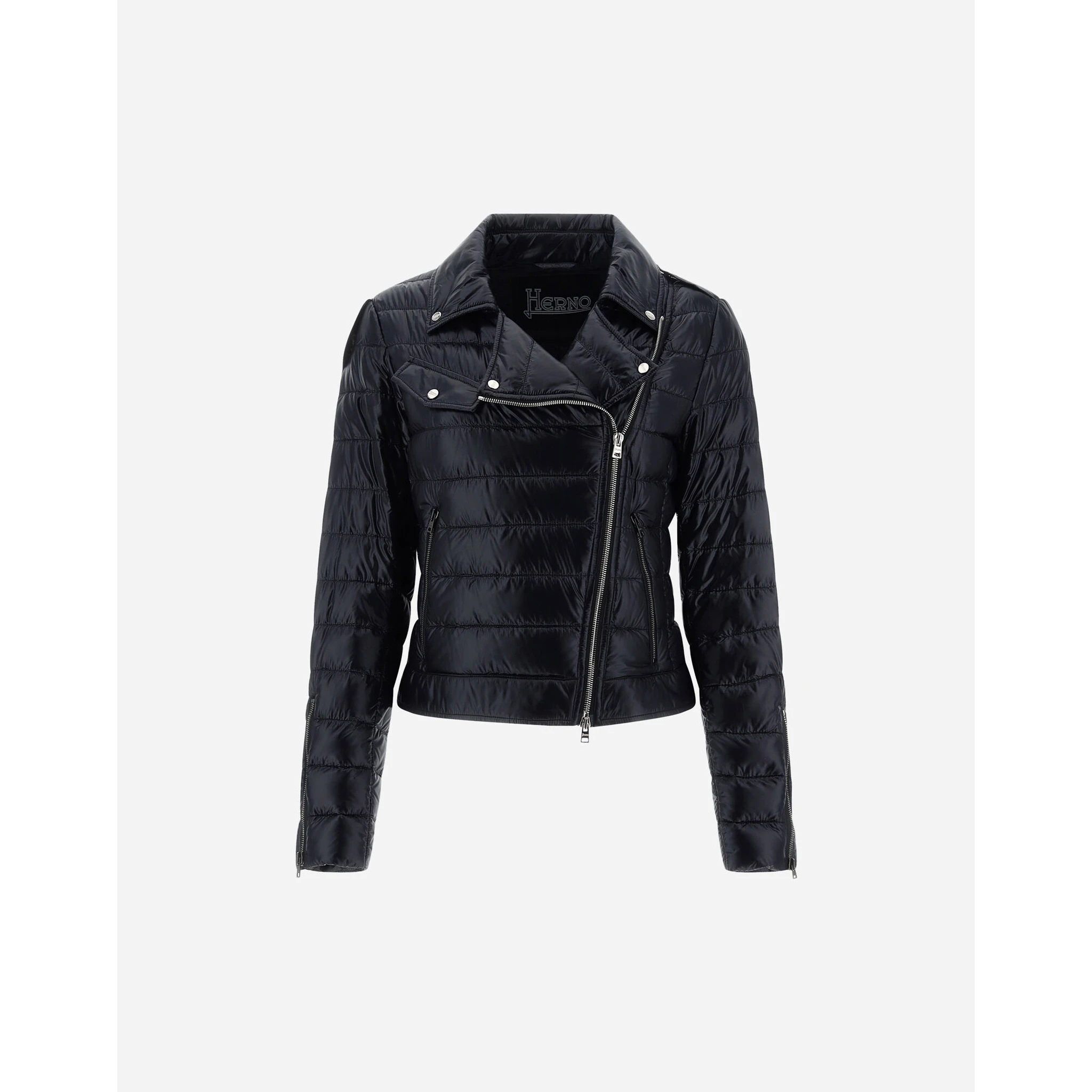 Jacket in ultralight nylon