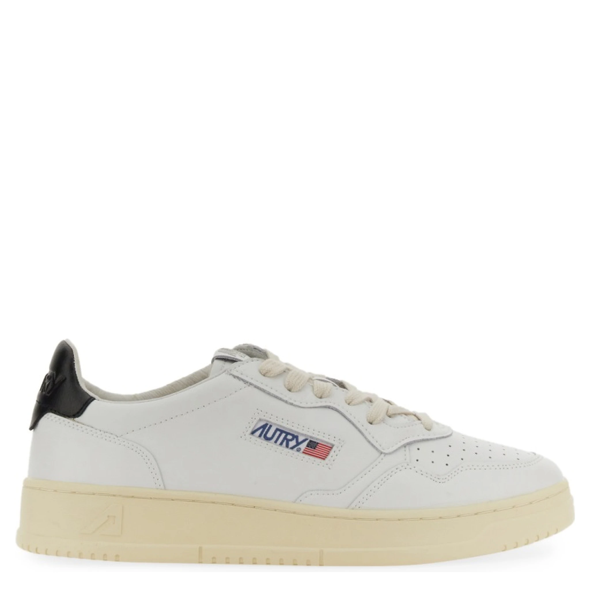 SNEAKER MEDALIST LOW