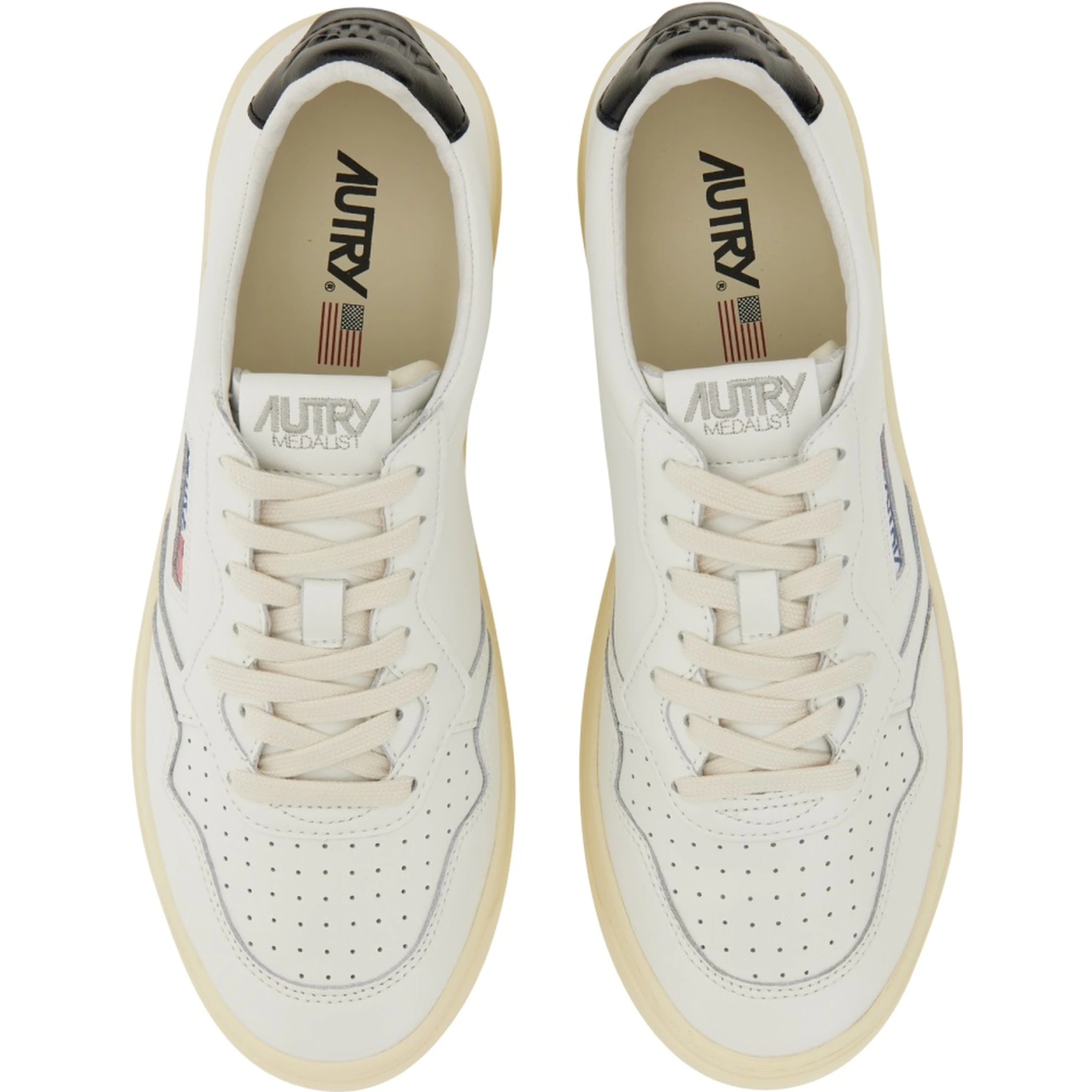 SNEAKER MEDALIST LOW