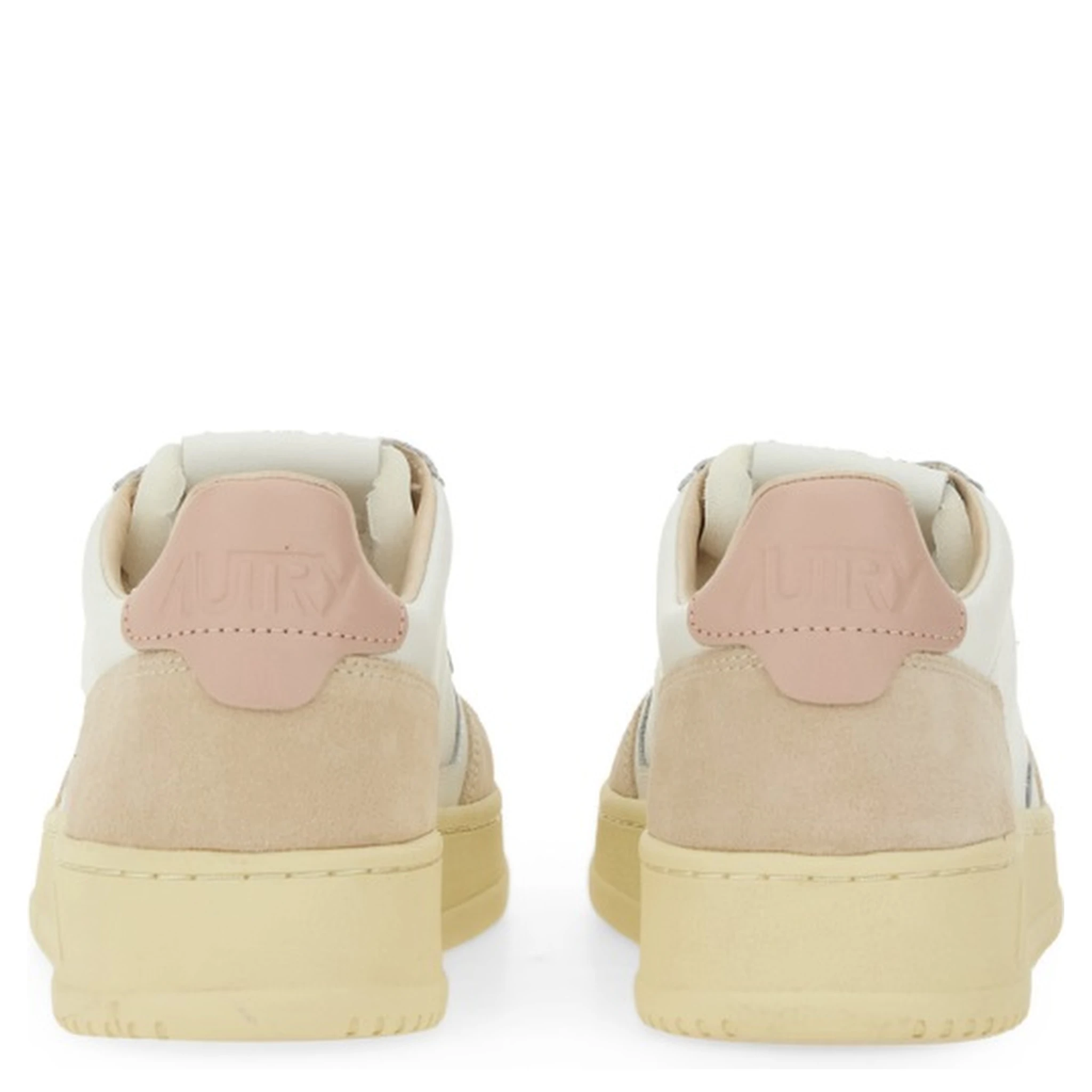 "MEDALIST LOW" SNEAKER