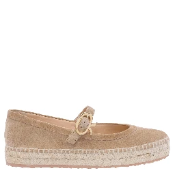 Gianvito Rossi Flat shoes Beige